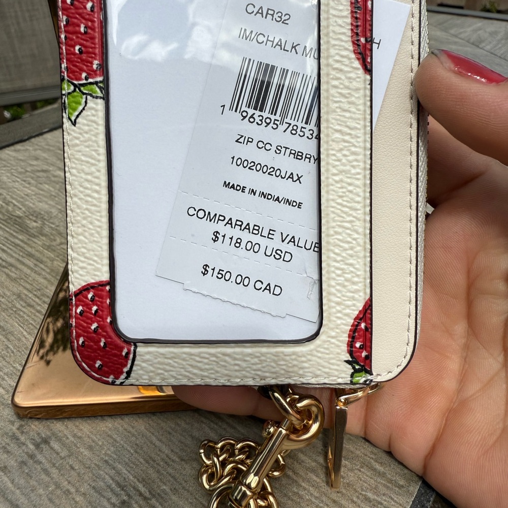 NWT! Coach Red Strawberry Cream Card Holder Wallet - Picture 4 of 7